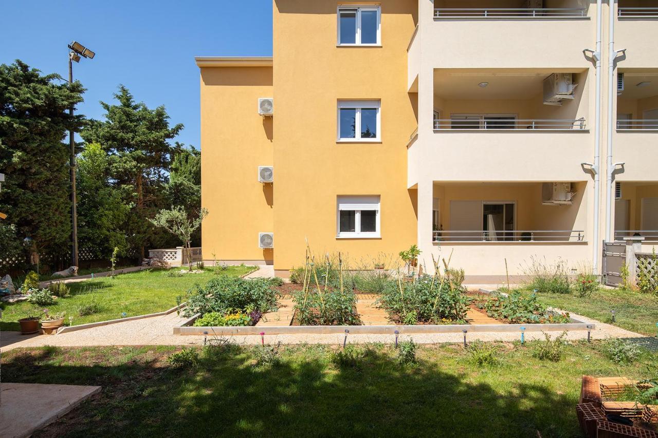Apartment J&E Medulin Eksteriør bilde